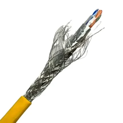 کابل شبکه Cat6 آنتی کراس تاک کابلینو با ساختار SF/UTP و هادی مسی خالص ۰.۵۵ میلی‌متر برای انتقال بدون نویز